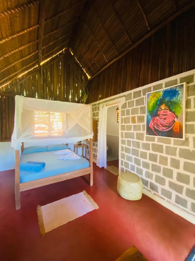Tamarin Lodge Ampangorinana Exteriör bild