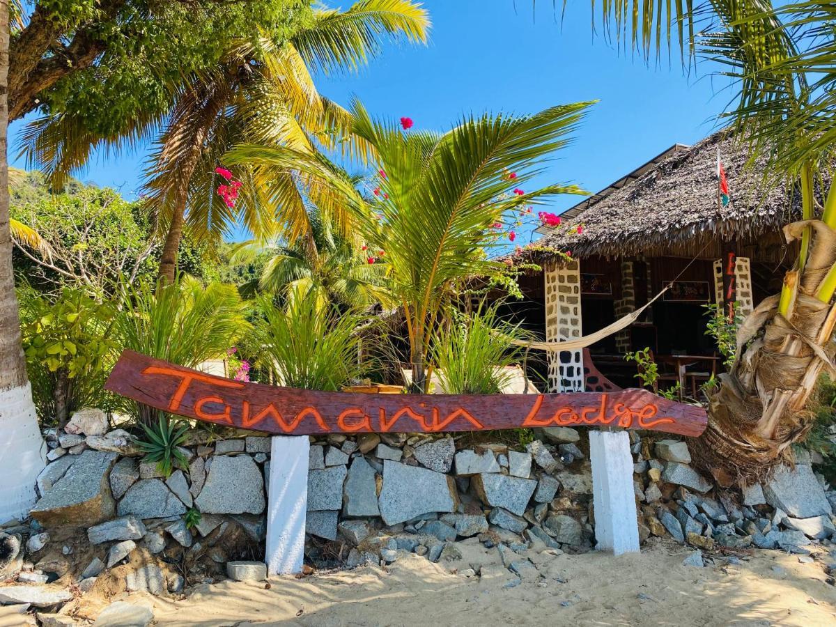 Tamarin Lodge Ampangorinana Exteriör bild