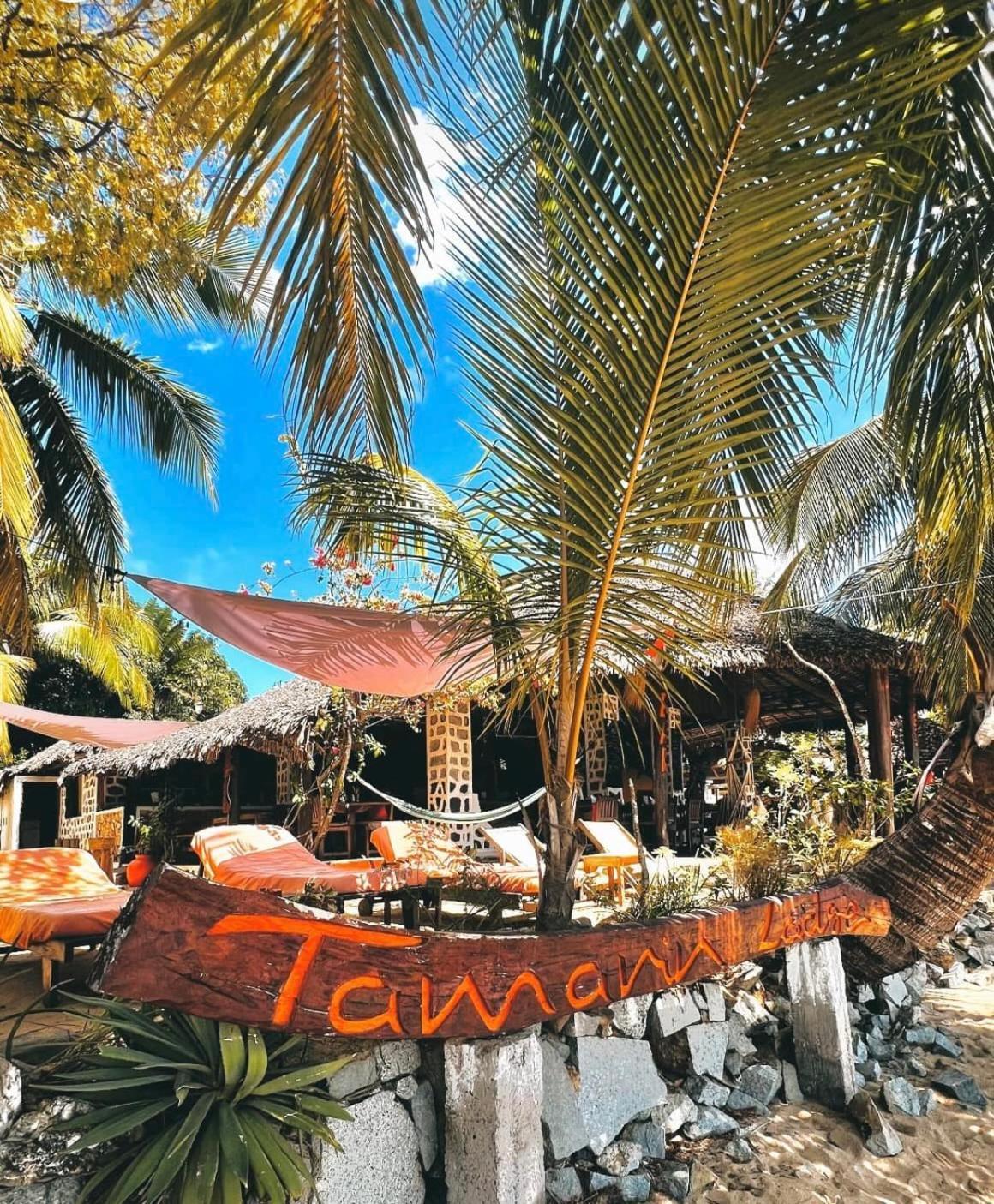 Tamarin Lodge Ampangorinana Exteriör bild